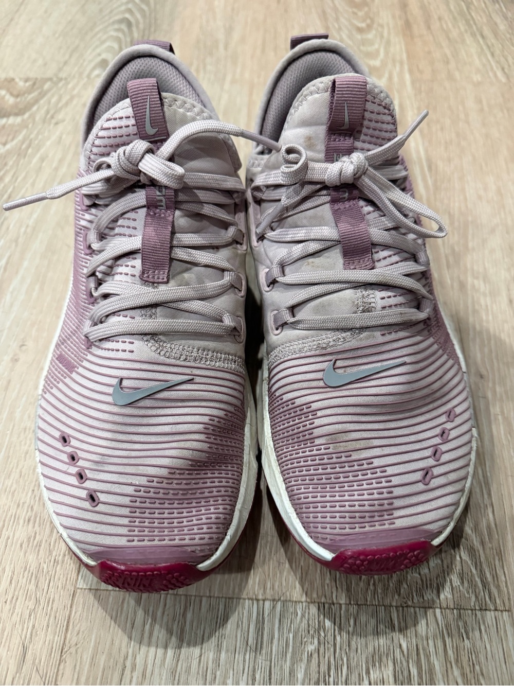 Nike Women’s Mauve Pink Athletic Running Shoes